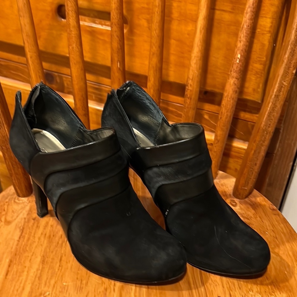 Gorgeous Alfani Booties